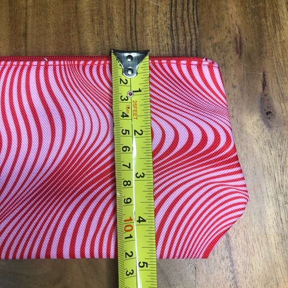 🎁Pick 5 for $25🎁 CLINIQUE Makeup Bag - Picture 5 of 7